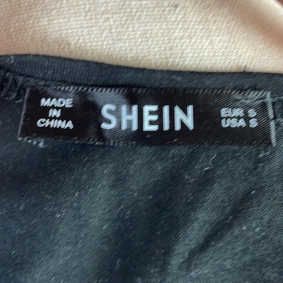 SHEIN Cleveland Cavaliers Lebron Womens Crop Shirt SZ S/XS Snug Fit Stretch - Picture 7 of 9